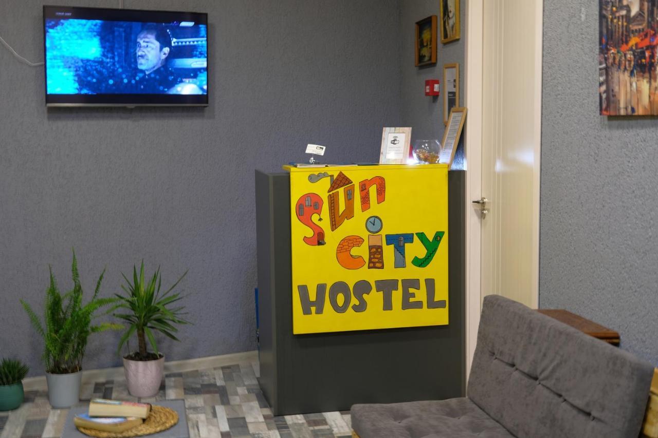Hostel Suncity Batumi Exterior foto